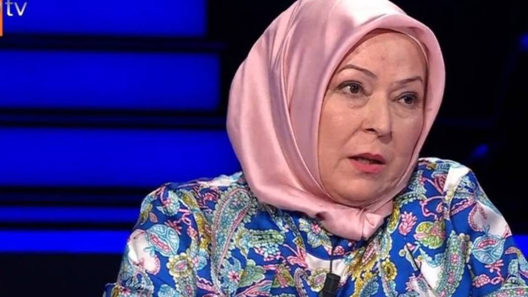 Kim Milyoner Olmak İster'e katılan 55 yaşındaki Leyla Hanım herkesi kahkahaya boğdu! Her soruda koltuğundan zıpladı 2